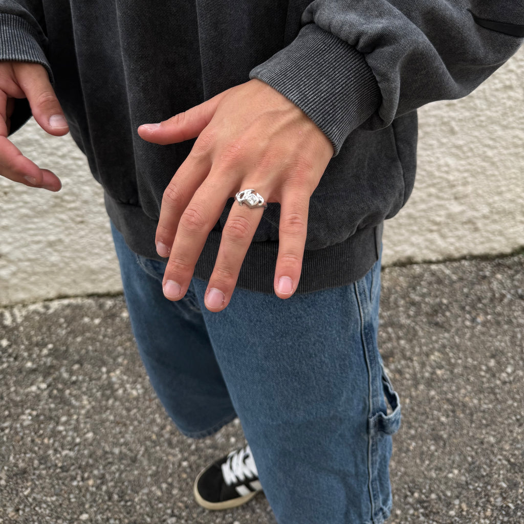 Levyh - sterling silver ring