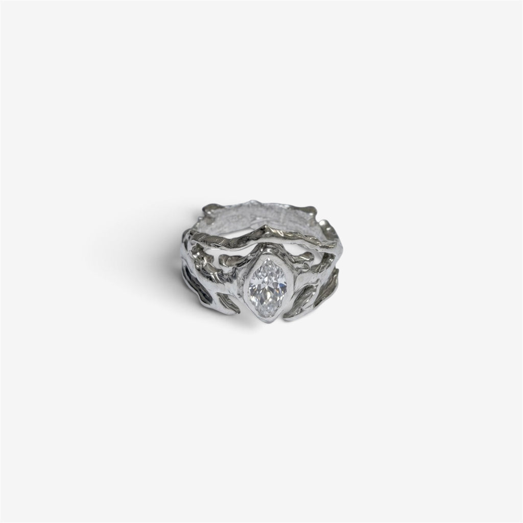 Orus, joya de plata de ley 925 hecha a mano por ORAM Studio