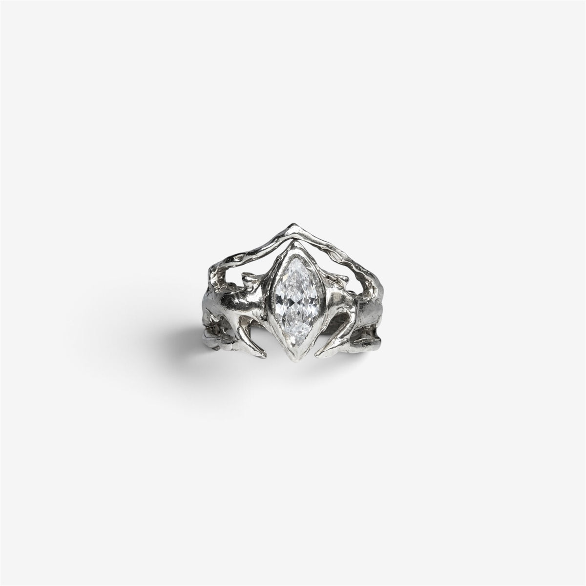 Orus, joya de plata de ley 925 hecha a mano por ORAM Studio